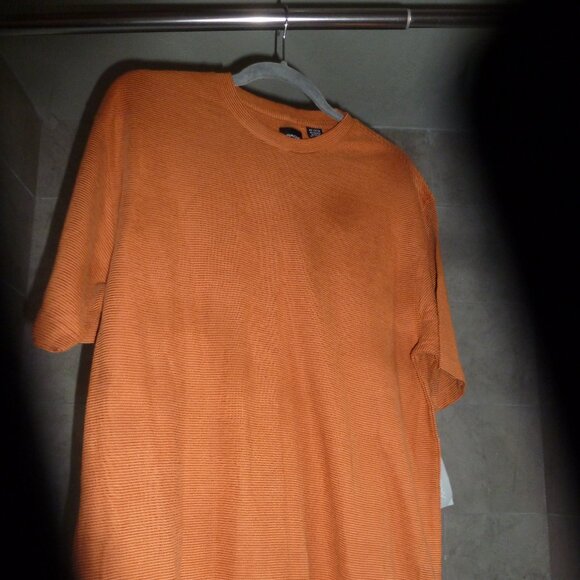 New with tags Arrow Mens ribbed T- shirt sz Med - Picture 1 of 10